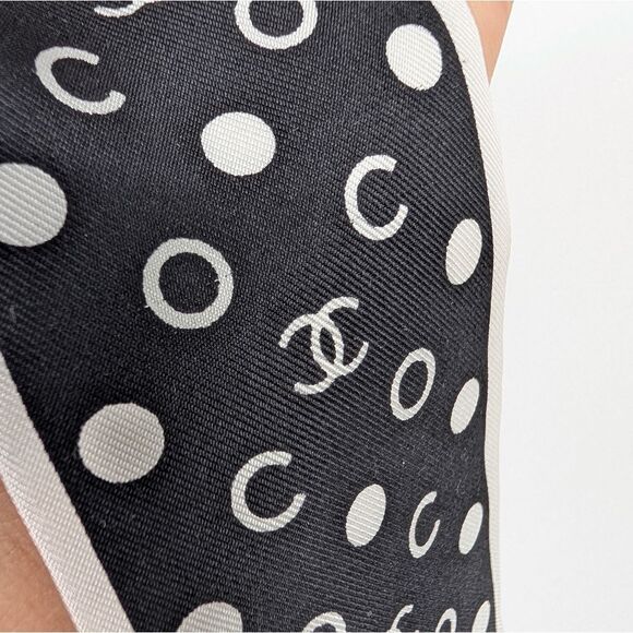 Black and White Polka Dot Tie Twelly - Picture 4 of 4